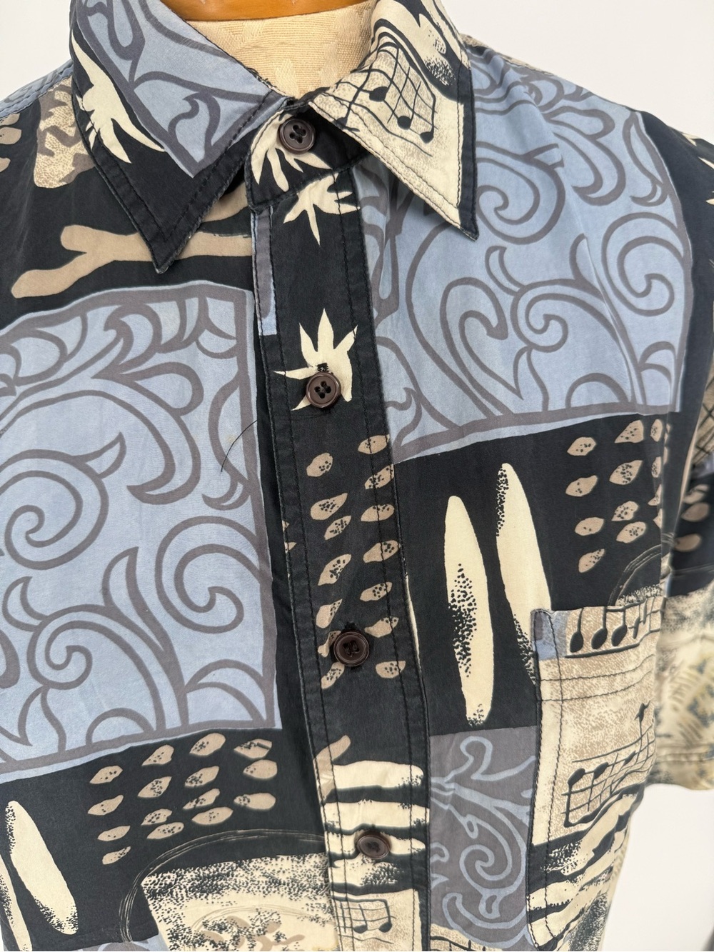 VTG Silk Short Sleeve Abstract Button Down sz S